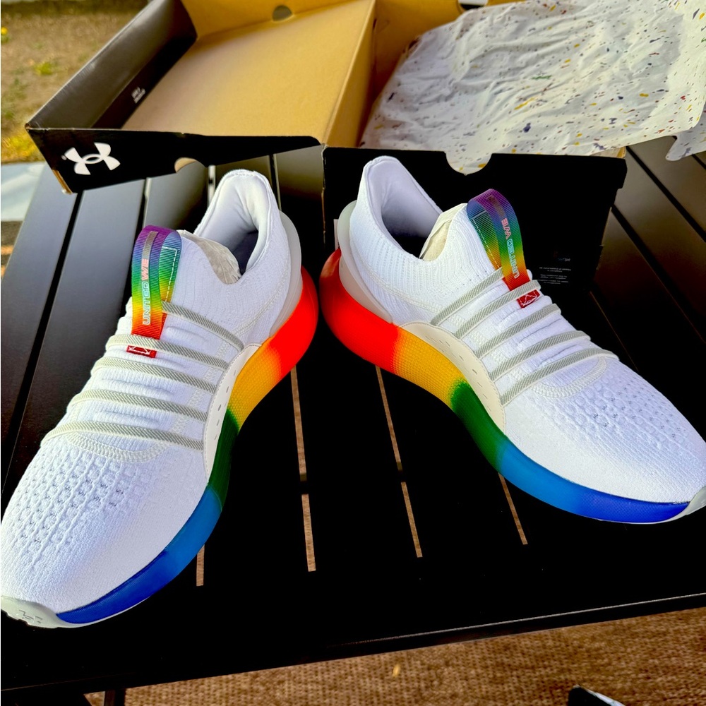 Under Armour Pride Limited Edition 
Brand New Mint never worn!!